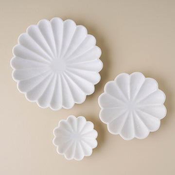Scalloped Marble Accent Bowl